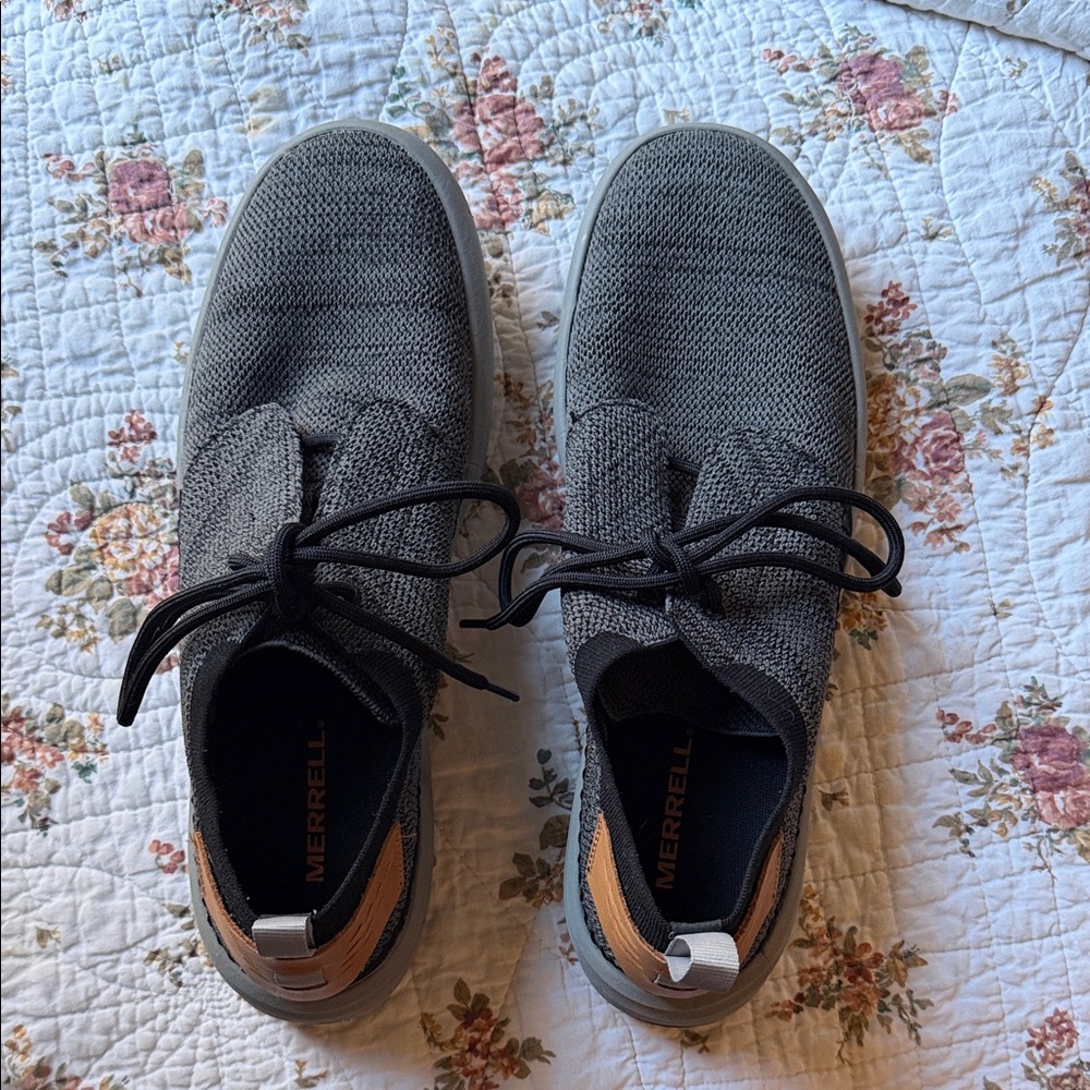 Merrell Men's Black and Tan Sneakers